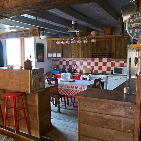 La Ferme De Pomereix Le Dorat 외부 사진