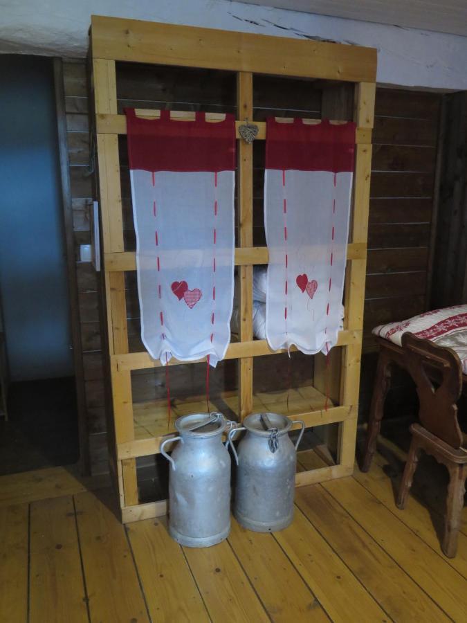 La Ferme De Pomereix Le Dorat 외부 사진